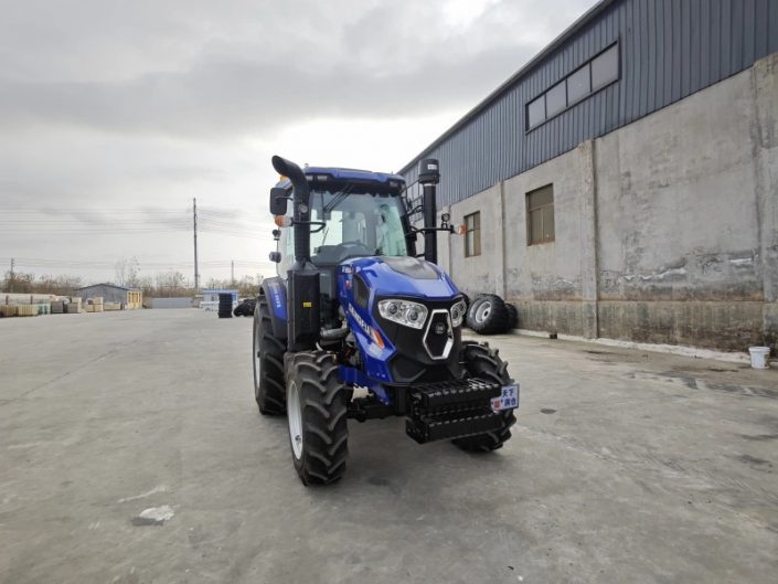 tractor154854