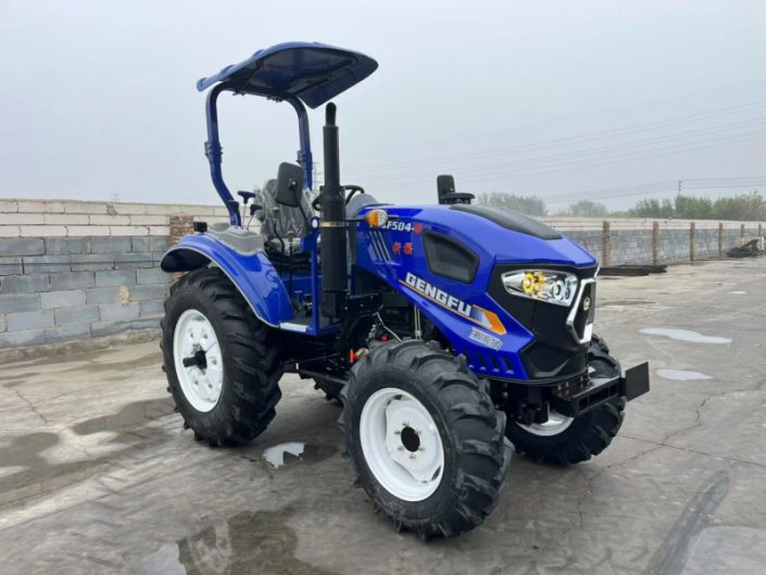 tractor504366
